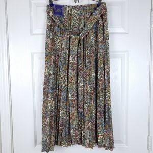 NWT Lark + Grey Paisley Print Pleated Midi Skirt